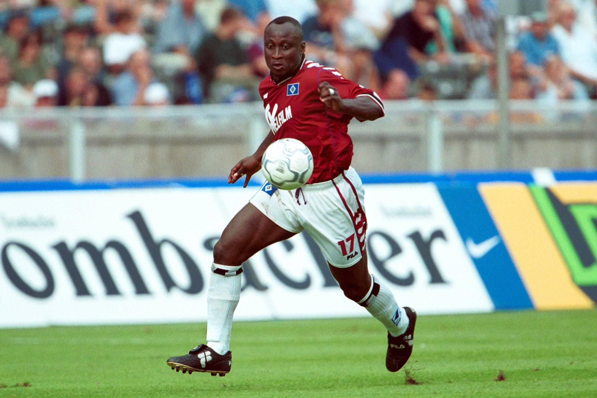 Anthony Yeboah (1997-2001): Der ehemalige ghanaische Nationalspieler beendete 2002 seine Fußballer-Karriere. Aktuell ist er Berater beim ghanaischen Fußballverband und betreibt zwei Hotels in seinem Heimatland.