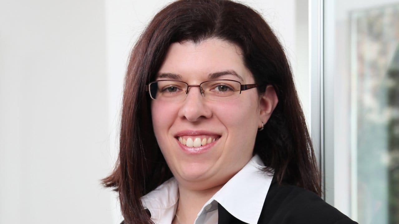 Manuela Beck ist Fachanwältin für Arbeitsrecht in Köln.
