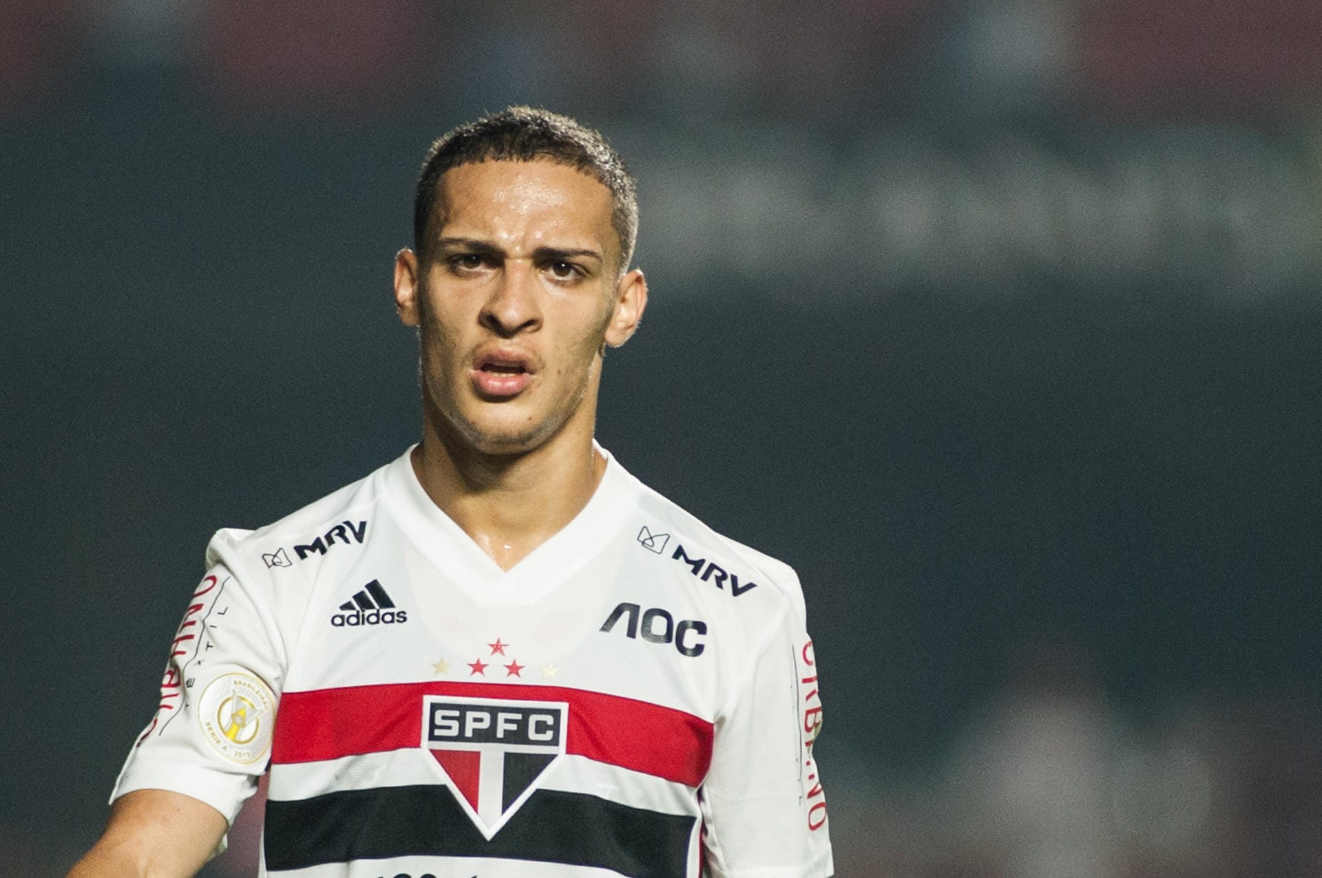 Antony: Der 19-jährige Brasilianer spielt derzeit in seiner Heimat beim FC Sao Paulo. Laut übereinstimmenden Medienberichten ist der BVB an dem Rechtsaußen interessiert. Doch auch RB Leipzig und der FC Bayern haben wohl Interesse. Wenn Jadon Sancho den BVB verlässt, könnte Antony sein Nachfolger werden.