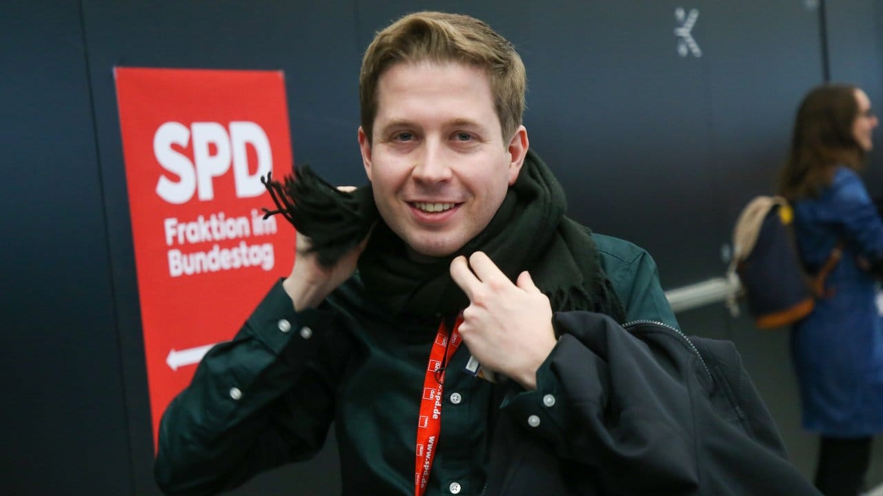Juso-Chef Kevin Kühnert ist als stellvertretender SPD-Vorsitzender gewählt worden.