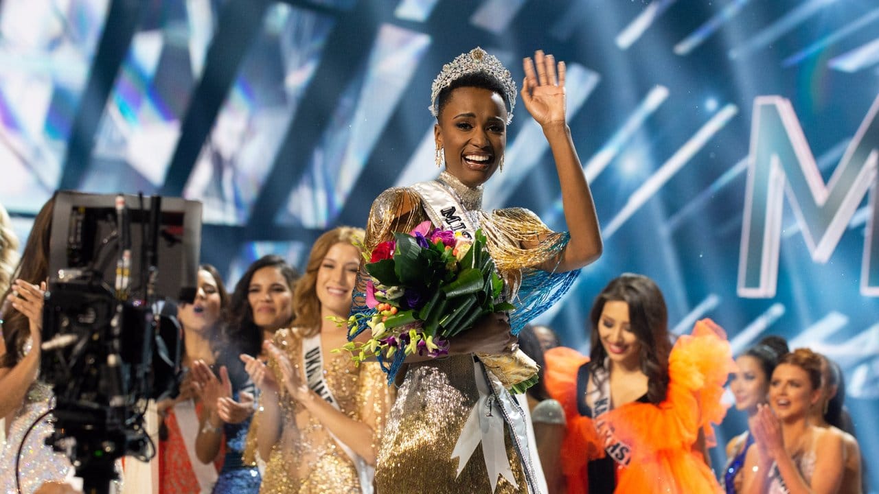 Zozibini Tunzi nach ihrem Sieg beim Wettbewerb "Miss Universe".