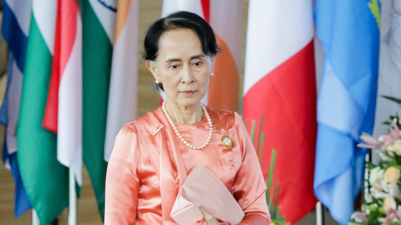 Die Friedensnobelpreisträgerin Aung San Suu Kyi ist de facto Regierungschefin von Myanmar.