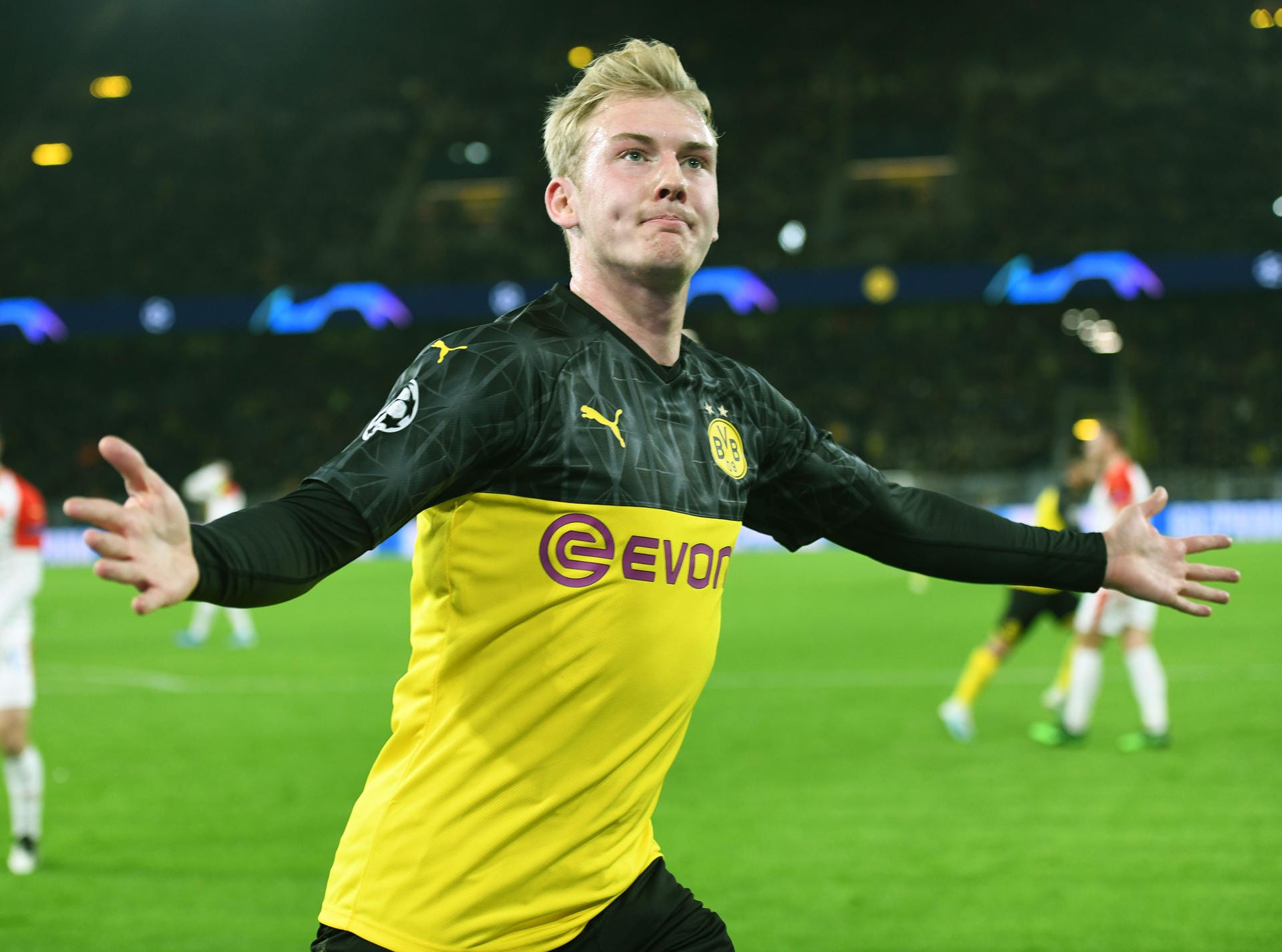 Daily Mail (England): Brandt und Sancho wollten sich im Fernduell mit Inter nicht geschlagen geben. Daily Mail (England): Brandt und Sancho wollten sich im Fernduell mit Inter nicht geschlagen geben.