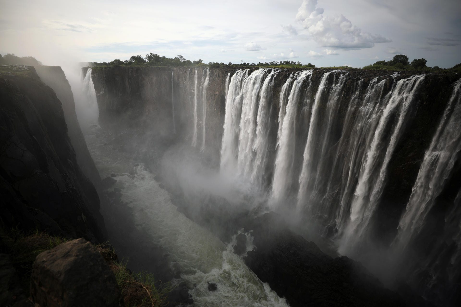 Regenzeit: Das Bild zeigt die Victoria Falls in Simbabwe am 17. Januar 2019.