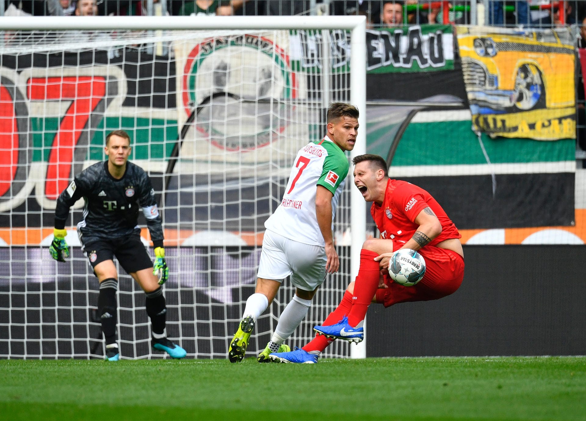 Niklas Süle: Der Abwehrchef des FC Bayern laboriert seit Ende Oktober an einem Kreuzbandriss. Optimistischen Prognosen zufolge könnte der 24-Jährige Ende April wieder eine Option für den Rekordmeister und die Nationalmannschaft werden. Bayern-Urgestein Uli Hoeneß riet Süle, sich die EM abzuschminken.