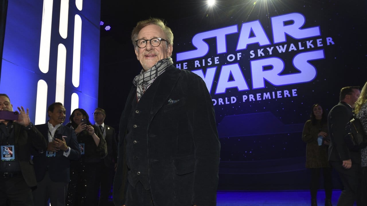 Steven Spielberg kommt zur Premiere des Films "Star Wars: Der Aufstieg Skywalkers".