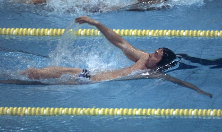 20. Dezember: Nach kurzer, schwerer Krankheit stirbt Roland Matthes im Alter von 69 Jahren. Der "Schwimm-Mozart" ist mit vier Olympischen Goldmedaillen (je zwei bei den Spielen 1968 und 1972) noch immer der erfolgreichste deutsche Schwimmer.