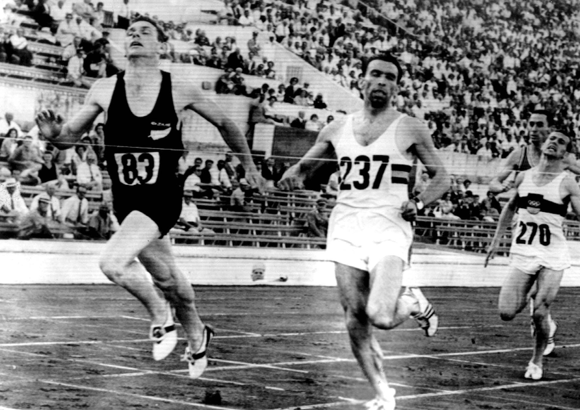 12. Dezember: Mit 80 Jahren stirbt Neuseelands Olympia-Legende Peter Snell (li.). Bei den Spielen in Rom 1960 gewann Snell Gold über 800 Meter, wiederholte seinen Erfolg 1964 in Tokio und holte dort dazu auch den Sieg über 1500 Meter.
