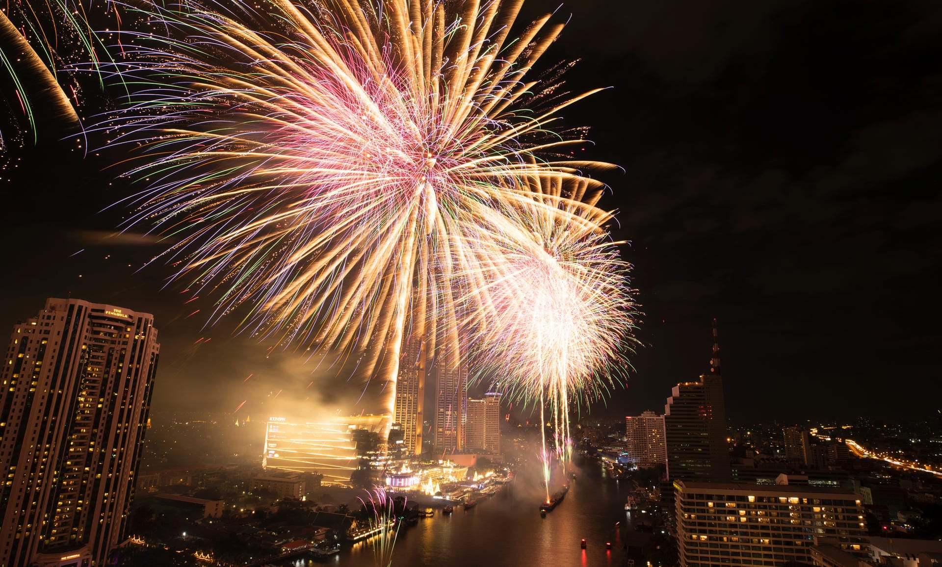 Auch in Thailand war das Feuerwerk spektakulär – so wie hier in Bangkok.