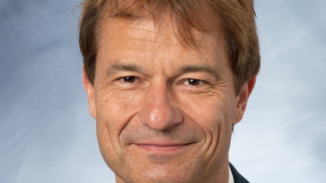 Karsten Schebsdat ist Leiter Fahrdynamik, Lenk- und Regelsysteme bei Volkswagen.