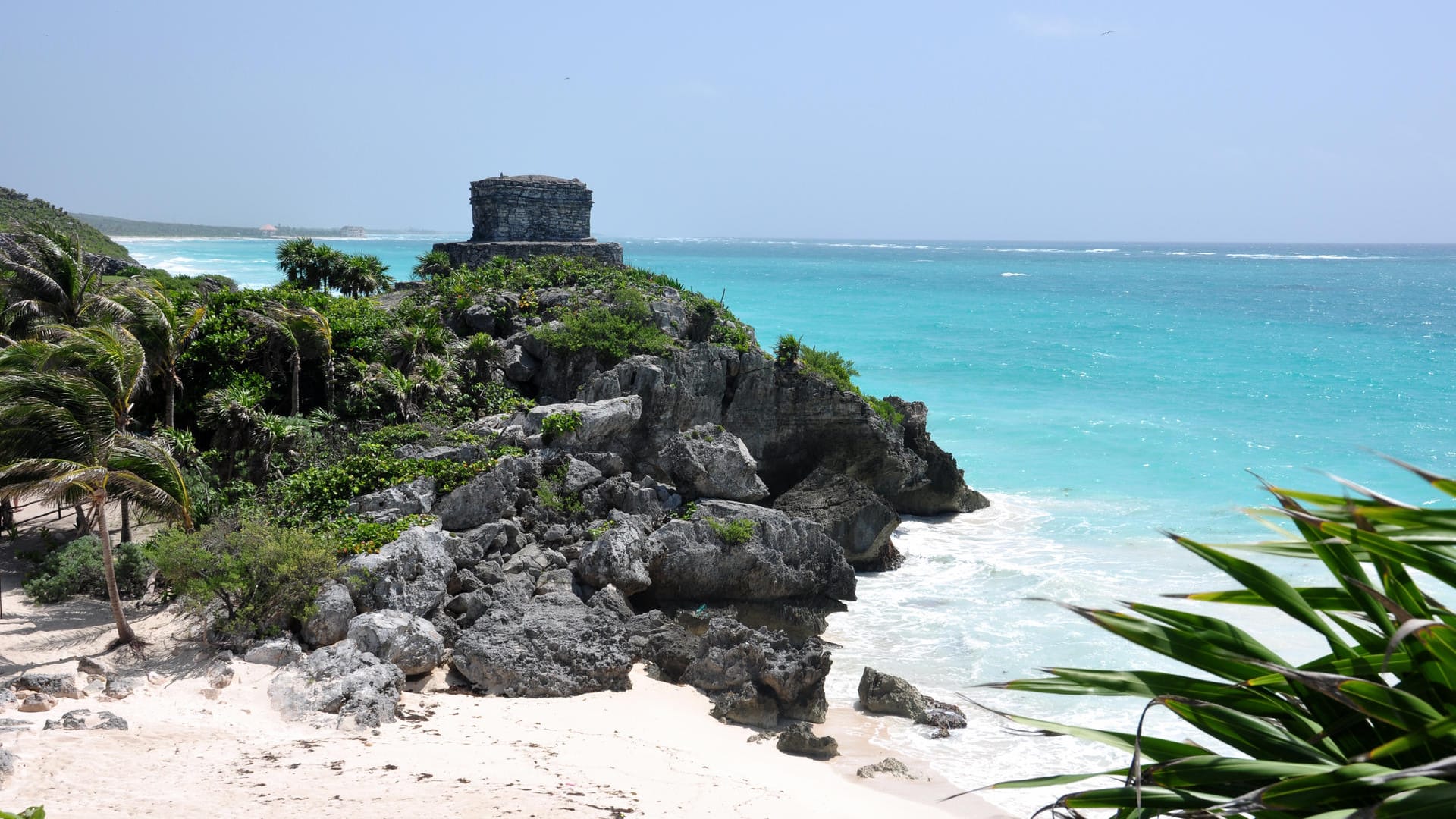 Tulum: Die tropischen Temperaturen machen es möglich, das ganze Jahr über ins Meerwasser der kleinen mexikanischen Stadt zu springen.