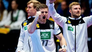 Auch abseits der Platte sind die deutschen Handballer vielseitig erfolgreich und engagierte Fachkräfte – oder studieren noch. Die DHB-Stars sorgen bei ihren Berufen und Interessen für einige Überraschungen.