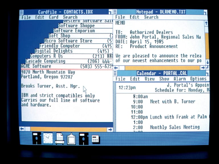 Am 20. November 1985 veröffentlichte die damals noch kleine Softwarefirma Microsoft mit Windows 1.0 die erste grafische Benutzeroberfläche für ihr Betriebssystem MS-DOS. Anwendungen auf MS-DOS-Rechnern ließen sich endlich mit der Maus bedienen und machten die grauen Kisten damit auch für private Verbraucher attraktiv.