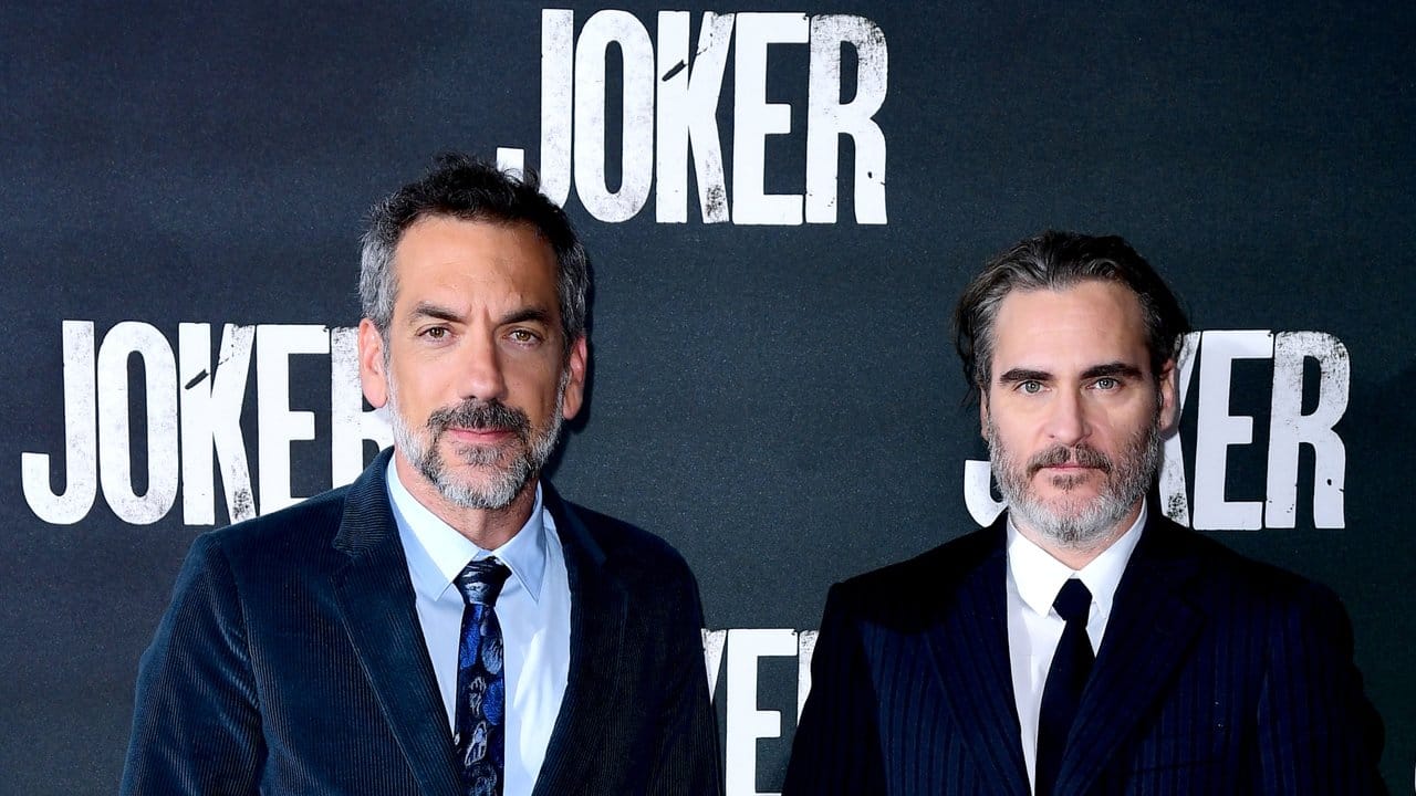 Der Regisseur und sein "Joker": Todd Phillips (l) und Joaquin Phoenix.