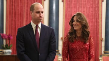 Prinz William und Herzogin Kate begrüßten am Montagabend ihre Gäste im Buckingham-Palast.