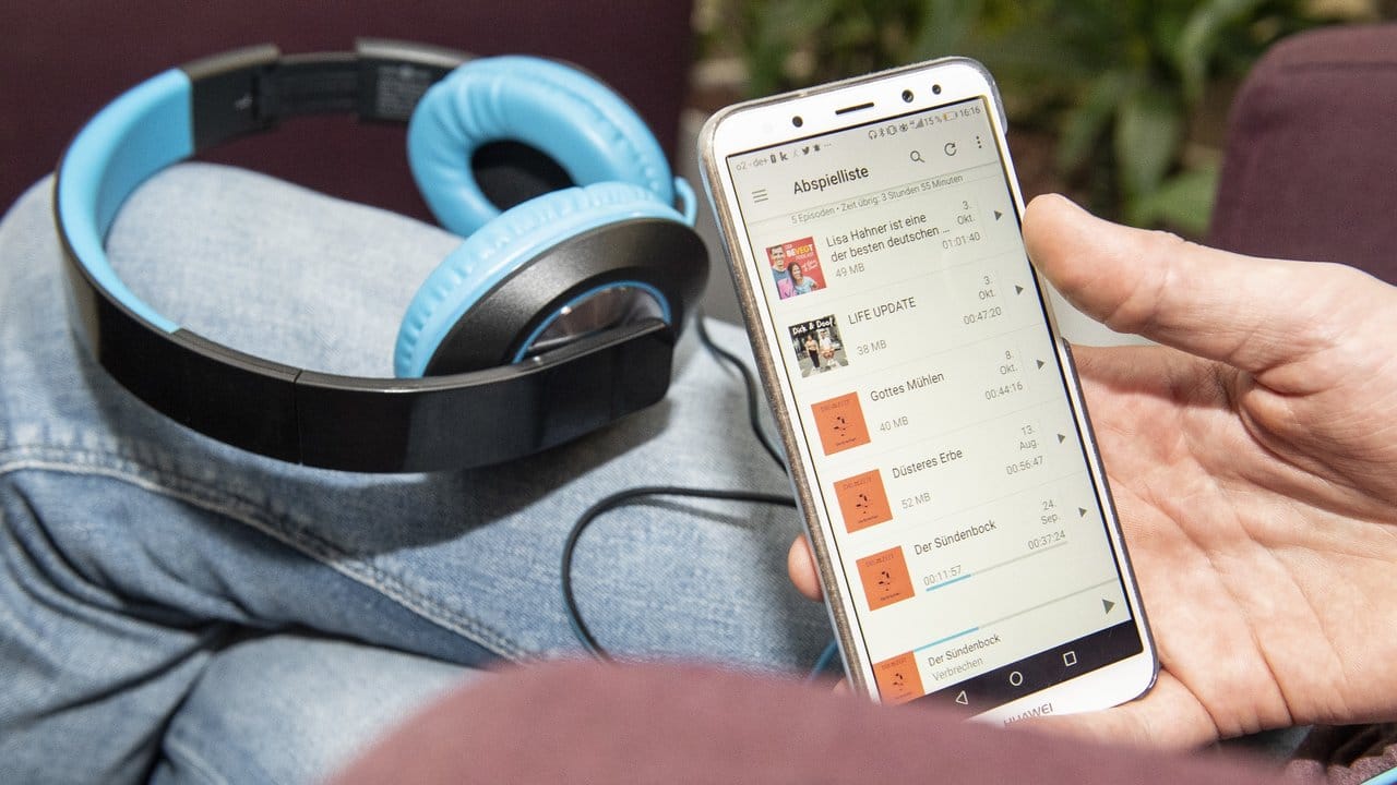 Mit Apps wie der Android-Anwendung Antennapod behalten Nutzer den Überblick über ihre Lieblingspodcasts. Mit Apps wie der Android-Anwendung Antennapod behalten Nutzer den Überblick über ihre Lieblingspodcasts.