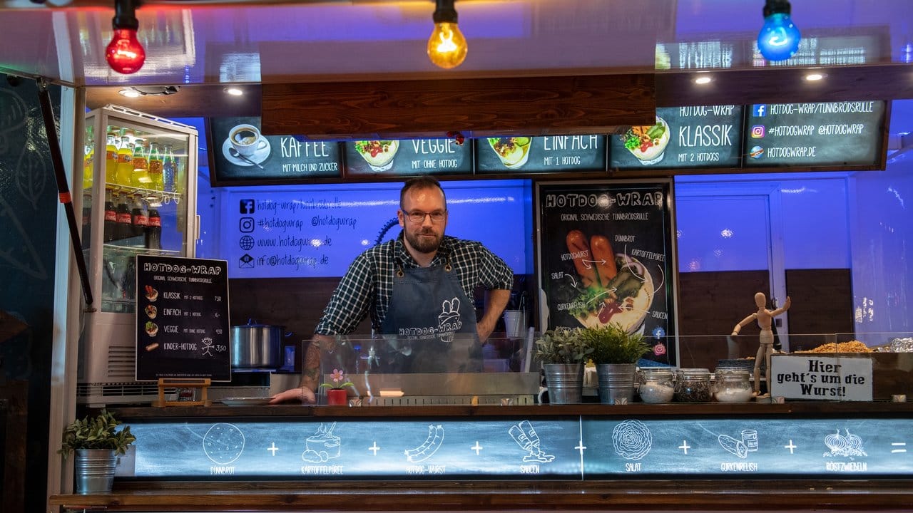 Die Streetfood-Idee für seinen Hotdog-Wrap hat Thomas Poppe aus Stockholm mitgebracht. Die Streetfood-Idee für seinen Hotdog-Wrap hat Thomas Poppe aus Stockholm mitgebracht.