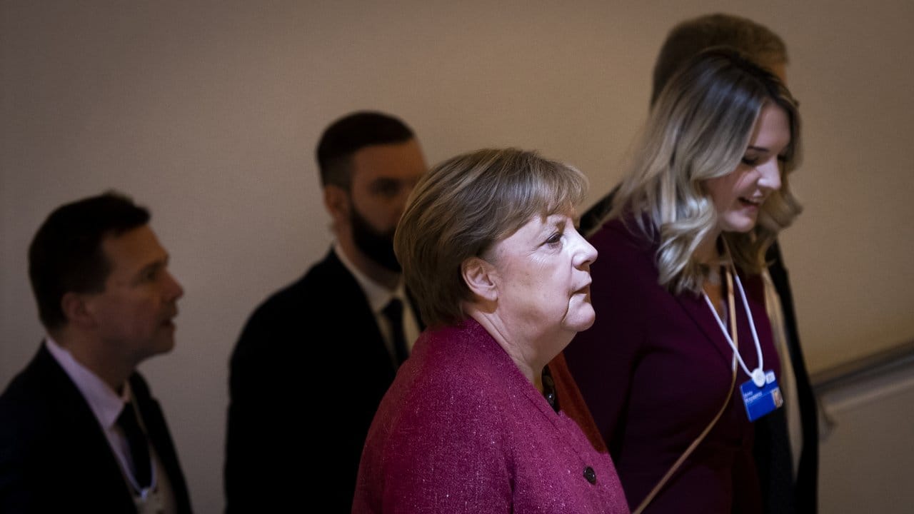 Kanzlerin Merkel hat in Davos zugesagt, dass Deutschland weitere 600 Millionen Euro für die globale Impfallianz Gavi zur Verfügung stellt.