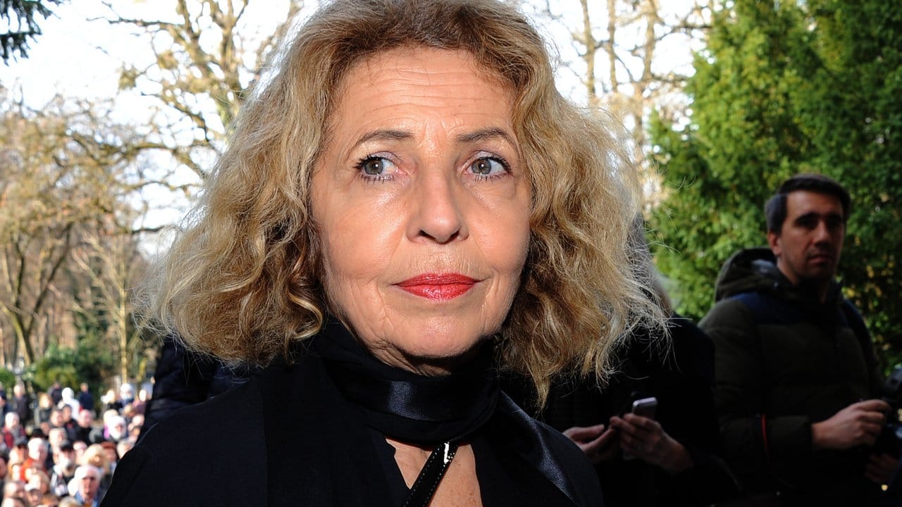 Die Schauspielerin Michaela May kommt zur Trauerfeier. Die Schauspielerin Michaela May kommt zur Trauerfeier.