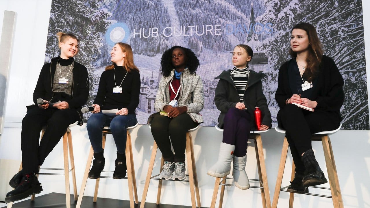 Beim Weltwirtschaftsforum in Davos: Die Klimaaktivisten Isabelle Axelsson, Loukina Tille, Vanessa Nakate, Greta Thunberg und Luisa Neubauer (v.