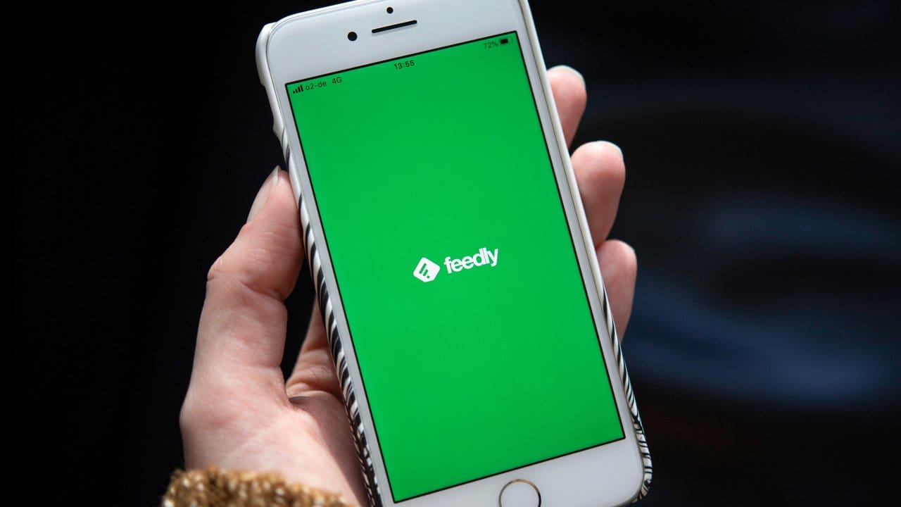 Feedly ist ein Beispiel für einen RSS-Dienst, der Feeds bündelt, und auch eine App bietet. Feedly ist ein Beispiel für einen RSS-Dienst, der Feeds bündelt, und auch eine App bietet.