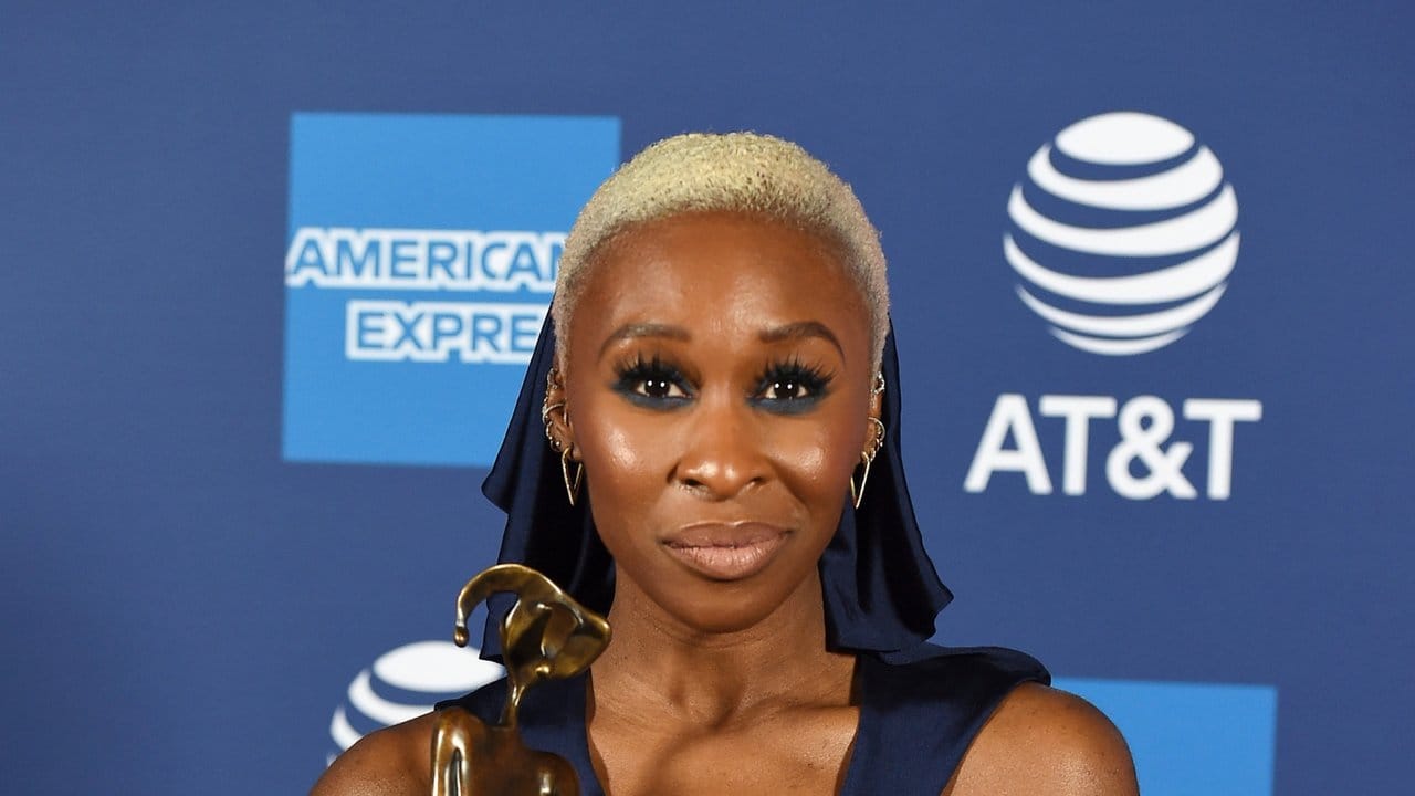 Cynthia Erivo könnte mit 33 Jahren die jüngste EGOT-Gewinnerin werden. Cynthia Erivo könnte mit 33 Jahren die jüngste EGOT-Gewinnerin werden.