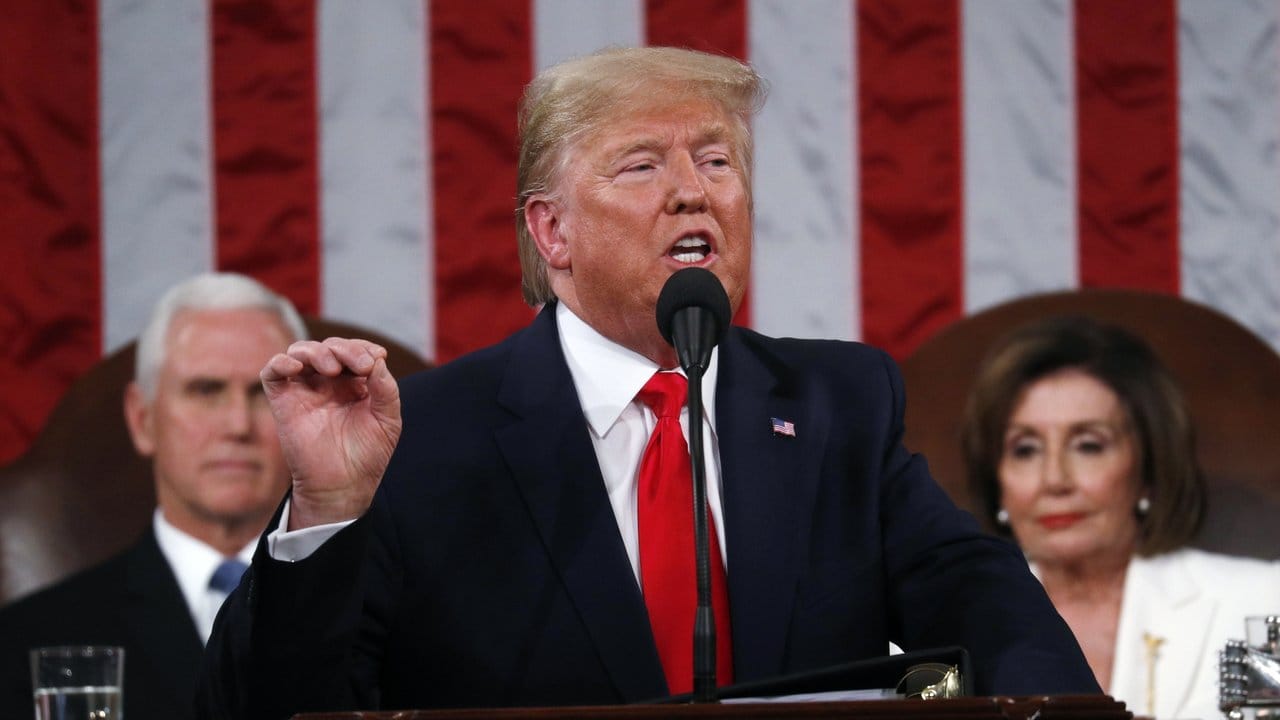 US-Präsident Donald Trump hält im Kongress seine Rede zu Lage der Nation.