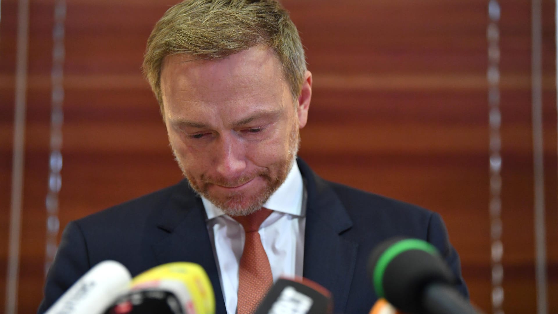 Trägt der Parteivorstand den Chef noch oder nicht? Christian Lindner stellt heute die Vertrauensfrage. Nur wenige rechnen mit seinem Sturz. Auch weil es nur wenige gibt, die so bekannt und profiliert sind wie der 41-Jährige.