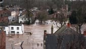Die Straßen der britischen Ortschaft Appleby-in-Westmorland sind überflutet: Bereits zuvor warnten die Behörden vor Überschwemmungen und Gebäudeschäden.