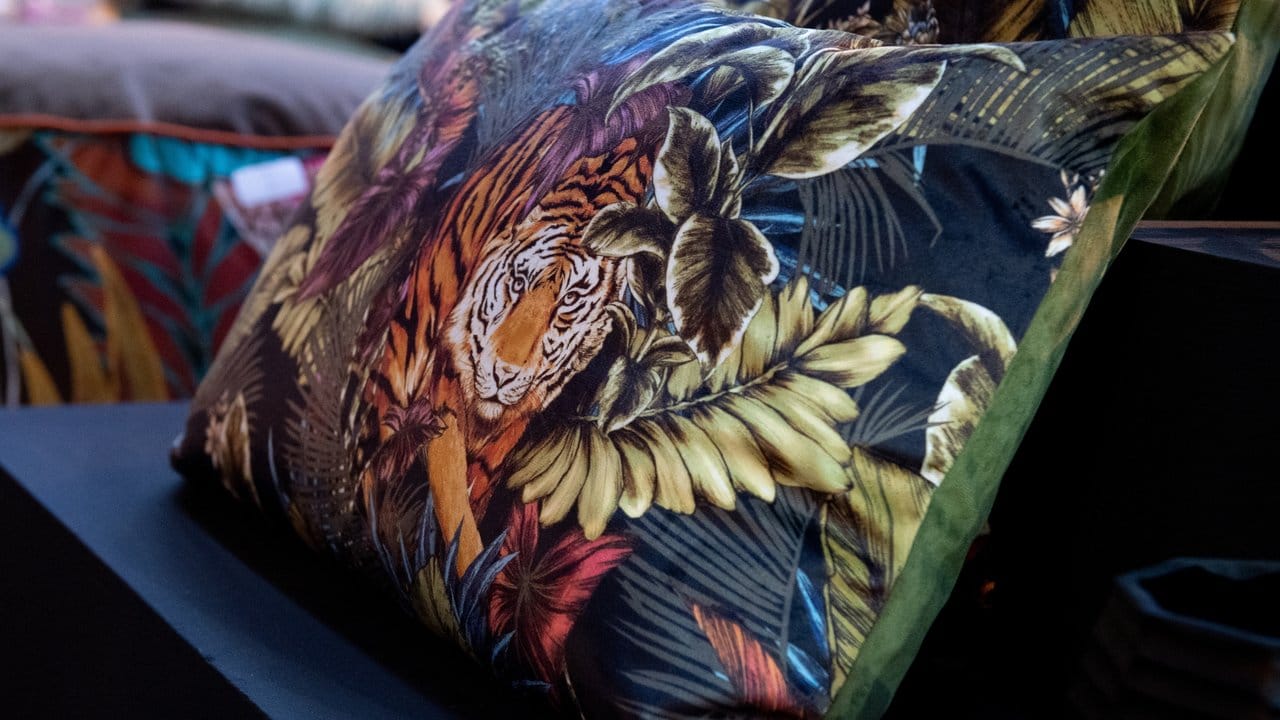 Auch der Tiger gehört natürlich zur angesagten Dschungel-Trendwelt. Auch der Tiger gehört natürlich zur angesagten Dschungel-Trendwelt.