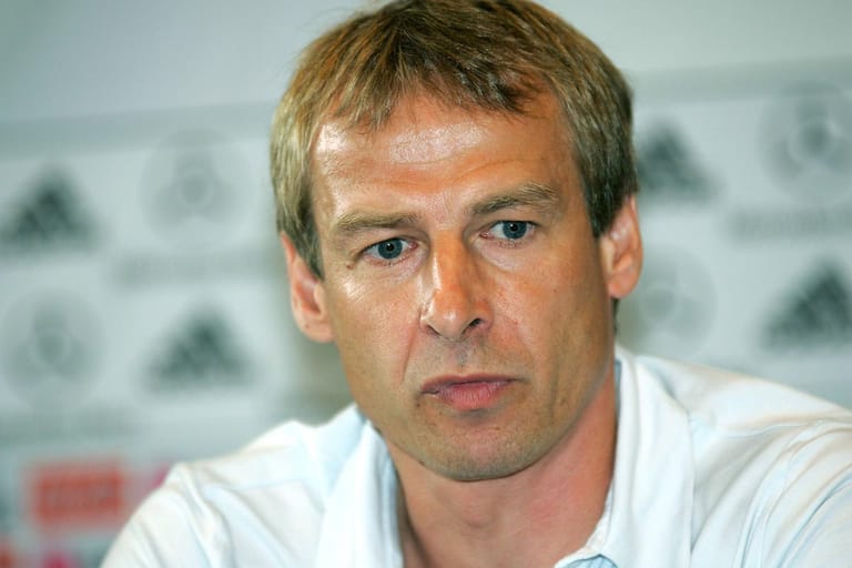 Wenige Wochen nach der WM trat Klinsmann als Bundestrainer zurück und übergab die Mannschaft an Jogi Löw, der bis dahin Klinsmanns Co-Trainer gewesen war. Löw erreichte 2014 schließlich Klinsmanns Ziel und holte den WM-Titel nach Deutschland.