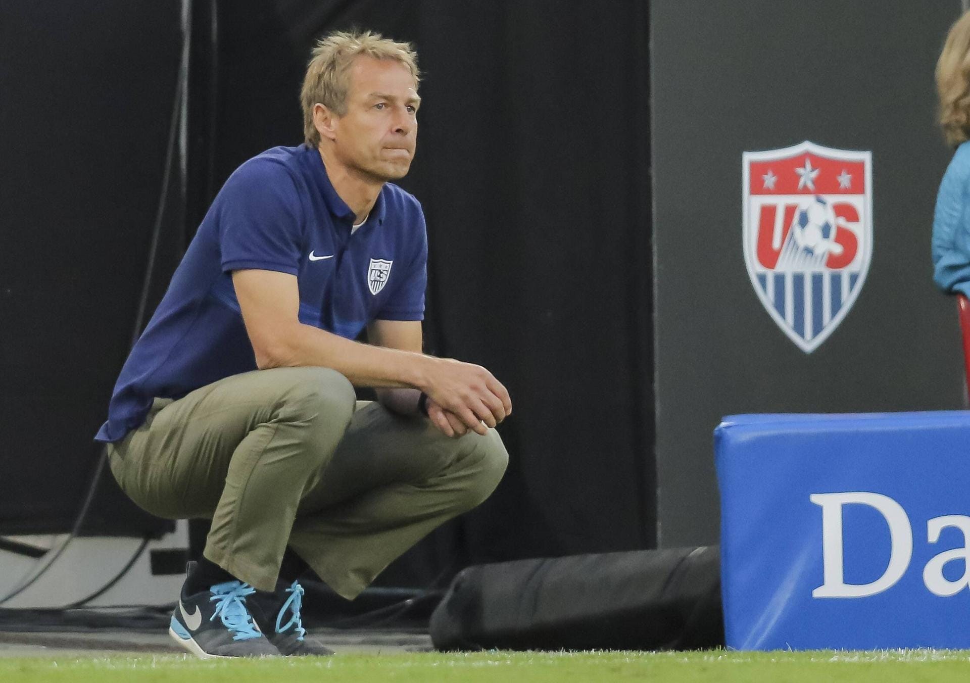Insgesamt blieb Klinsmann fünf Jahre lang im Amt. Sein größter Erfolg war der Gewinn des CONCACAF Gold Cups 2013, der Kontinentalmeisterschaft für Nord- und Mittelamerika und der Karibik, und die WM-Teilnahme 2014. Doch 2016 musste er nach verpasster WM-Qualifikation den Hut nehmen. Sein ehrgeiziges Ziel Weltspitze hatte Klinsmann meilenweit verpasst und lag am Ende in der Weltrangliste sogar hinter Costa Rica und Mexiko.