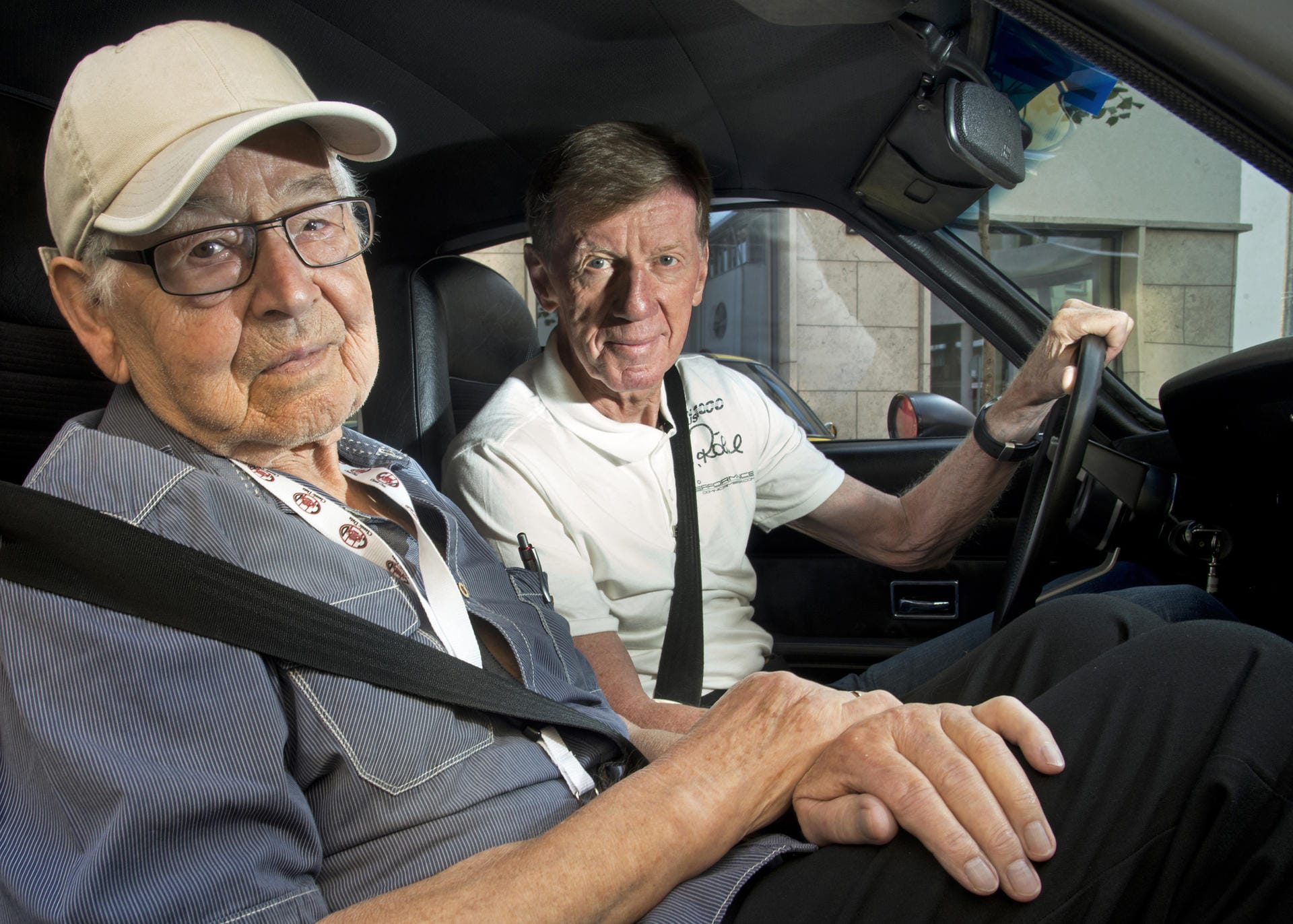 Lebenslange Liebe zum Auto: Schnell bereits im hohen Alter mit Rallye-Legene Walter Röhrl.