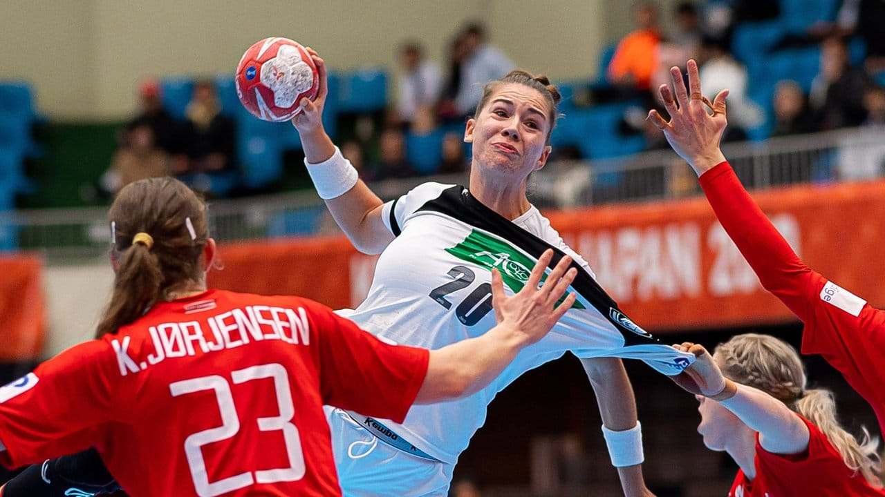 Zum zweiten Mal Handballerin des Jahres: Emily Bölk in Aktion. Zum zweiten Mal Handballerin des Jahres: Emily Bölk in Aktion.