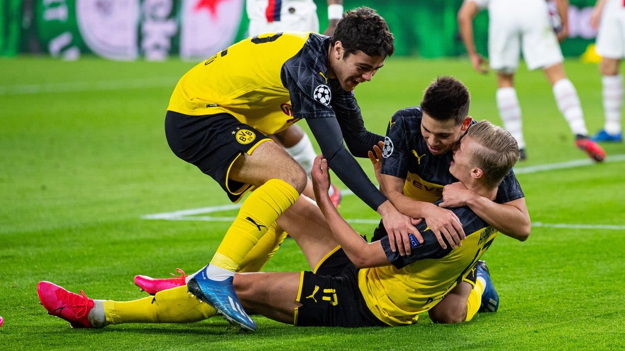 Mit zwei Treffern war Erling Haaland (r) der Matchwinner beim Dortmunder Sieg gegen PSG.