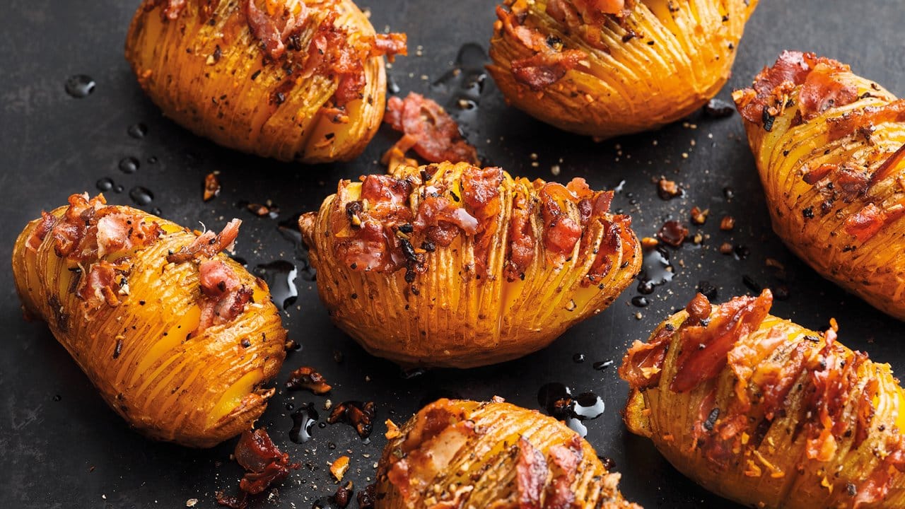 Etwas einfacher herzustellen sind die Kartoffelfächer. Etwas einfacher herzustellen sind die Kartoffelfächer.