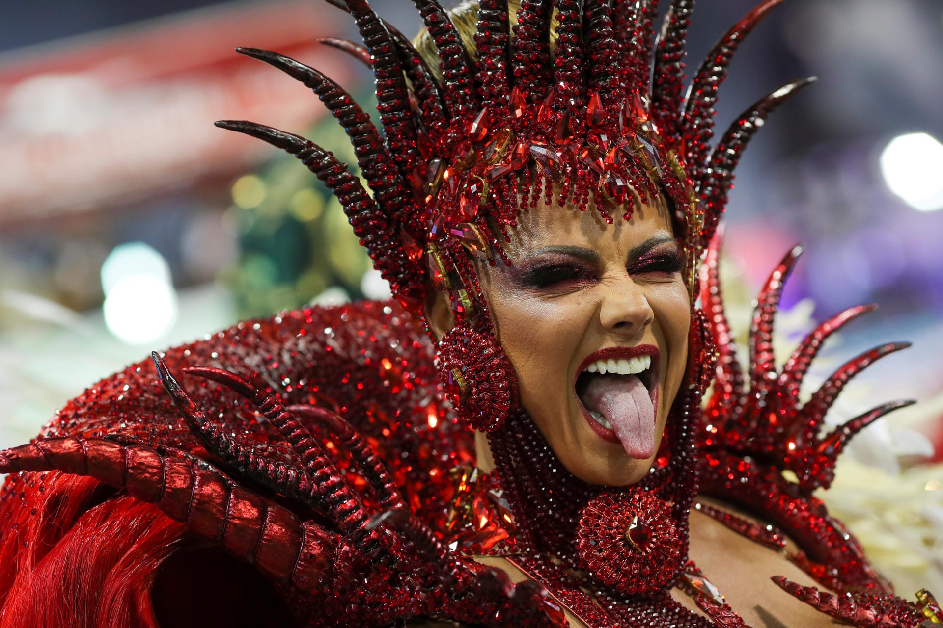 Performerin in Sao Paulo: Neben Rio de Janeiro ist Sao Paulo die zweite Karnevalshochburg in Brasilien.