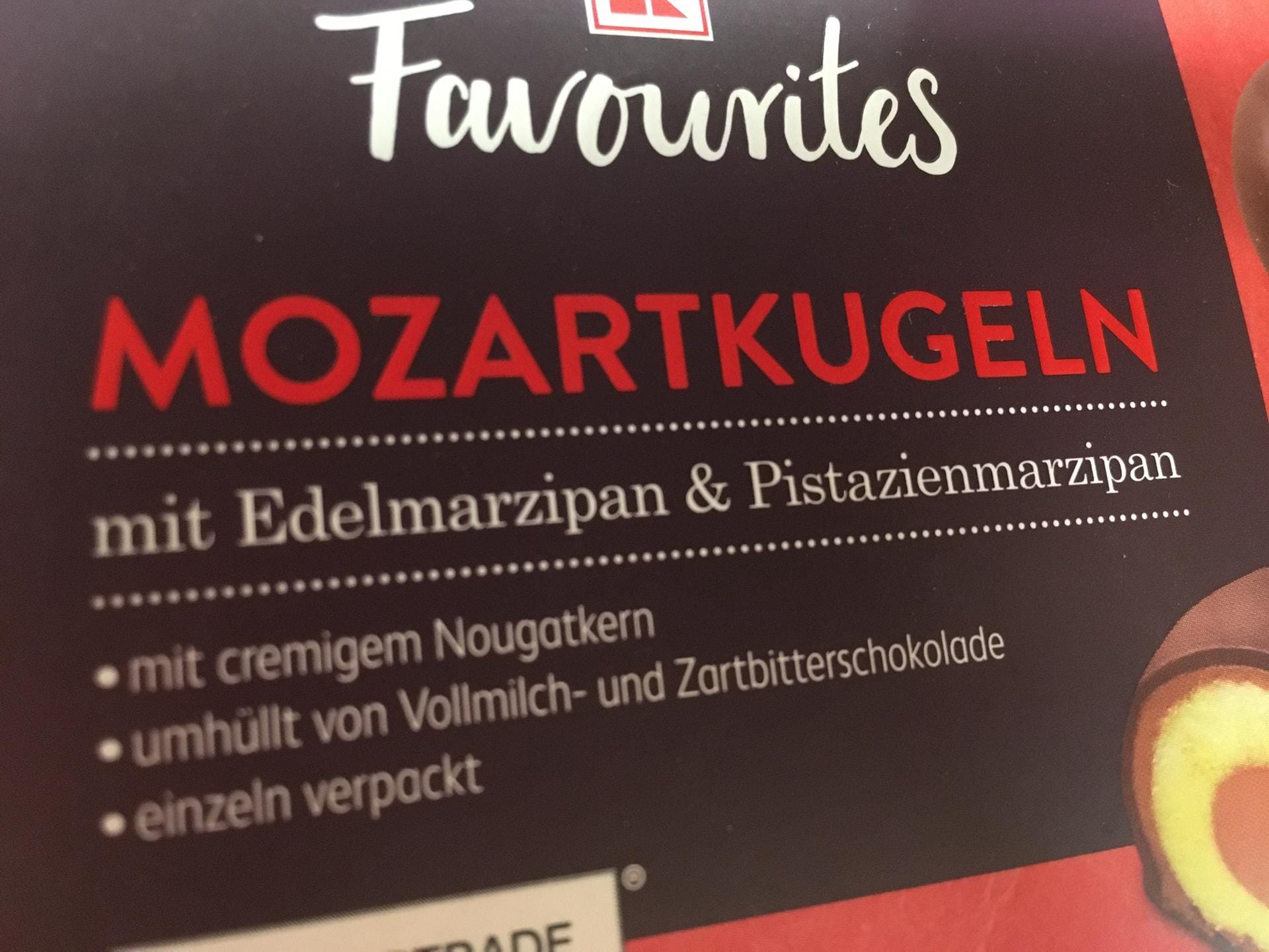 Mozartkugeln: Sowohl das No-Name-Produkt von Kaufland als auch das Markenprodukt von Reber ...