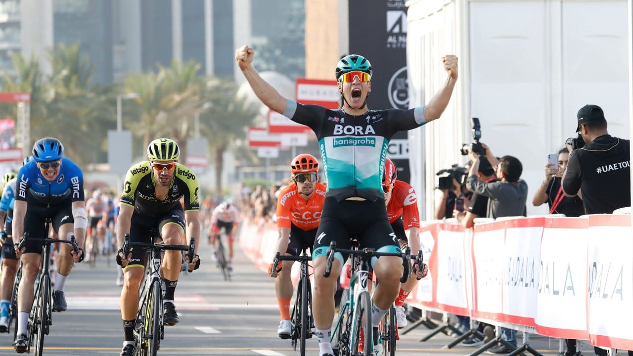 Sichert sich den Sieg bei der ersten Etappe der UAE-Tour: Pascal Ackermann. Sichert sich den Sieg bei der ersten Etappe der UAE-Tour: Pascal Ackermann.