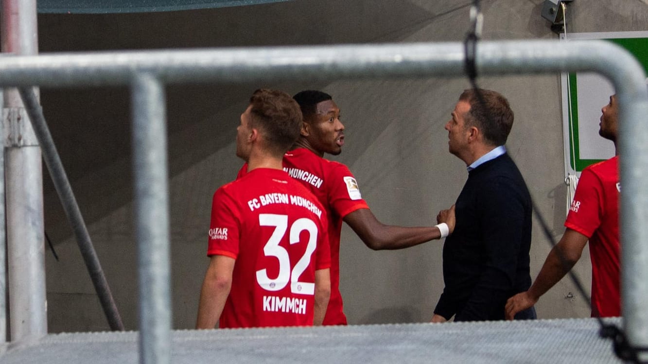 Schlimme Szenen in Hoffenheim: Hässliche Ausfälle der Fans des FC Bayern München überschatteten das 6:0 des Rekordmeisters bei der TSG. Die Vorfälle im Überblick in der Fotoshow.