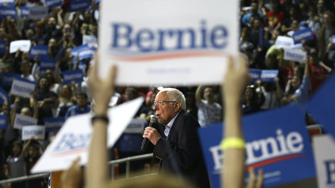 Bernie Sanders bei einer Wahlkampfveranstaltung in Phoenix.