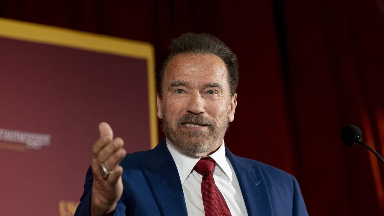 Arnold Schwarzenegger: "Wir werden das gemeinsam durchstehen.