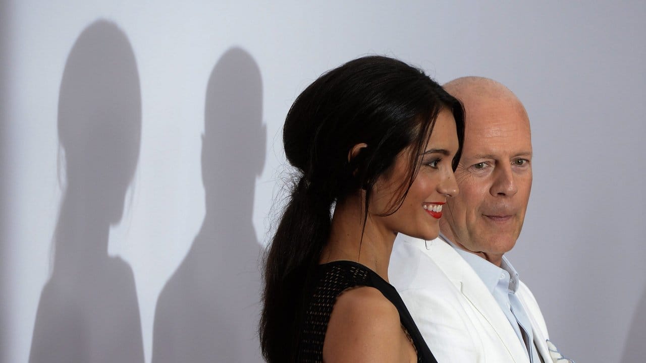 Bruce Willis ist seit 2009 mit Emma Heming verheiratet.