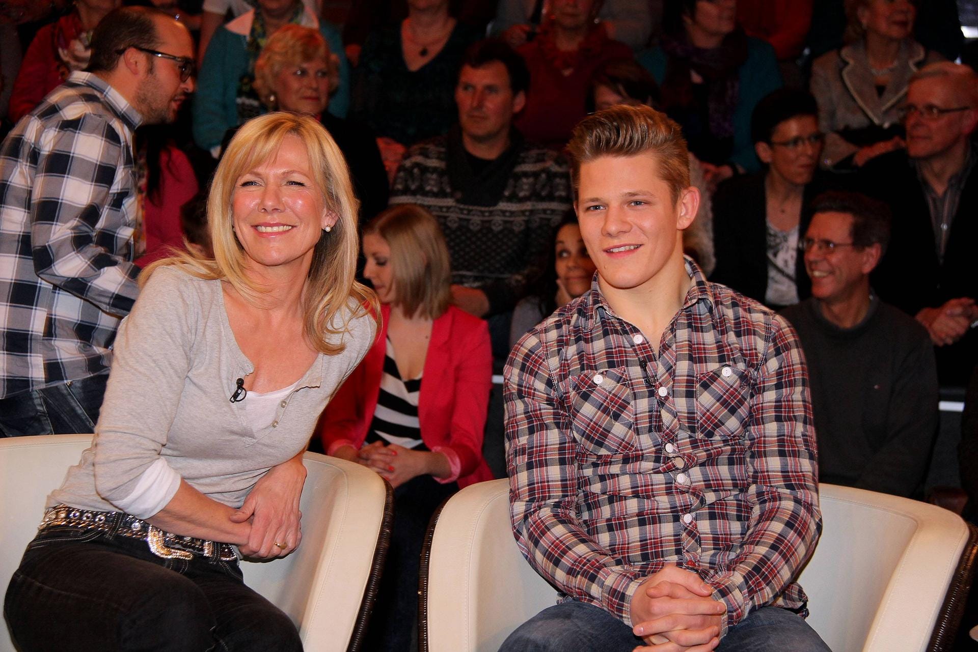 2013: Ulrike von der Groeben mit ihrem Sohn Max von der Groeben zu Gast in der ZDF-Sendung "Marcus Lanz".