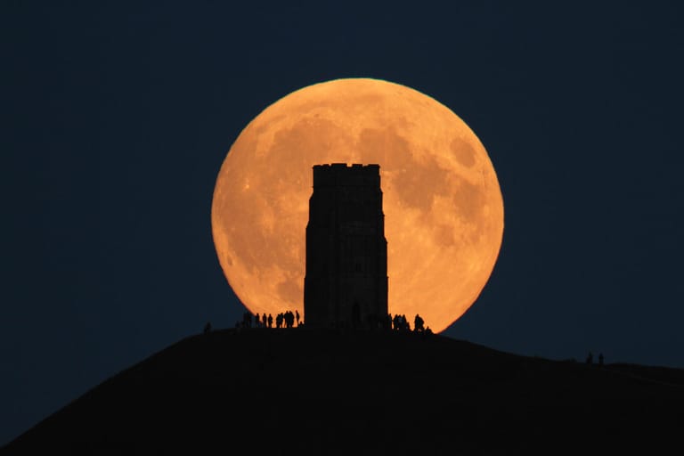 Supermond in Großbritannien, 26. August 2019: Verwenden Sie ein Stativ und einen Fernauslöser, um verwackelte Aufnahmen zu vermeiden.
