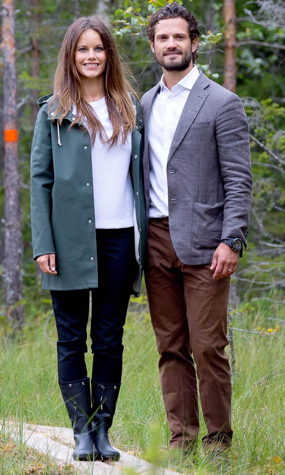 Prinz Carl Philip und Prinzessin Sofia im Bymossarna-Reservat im August 2015