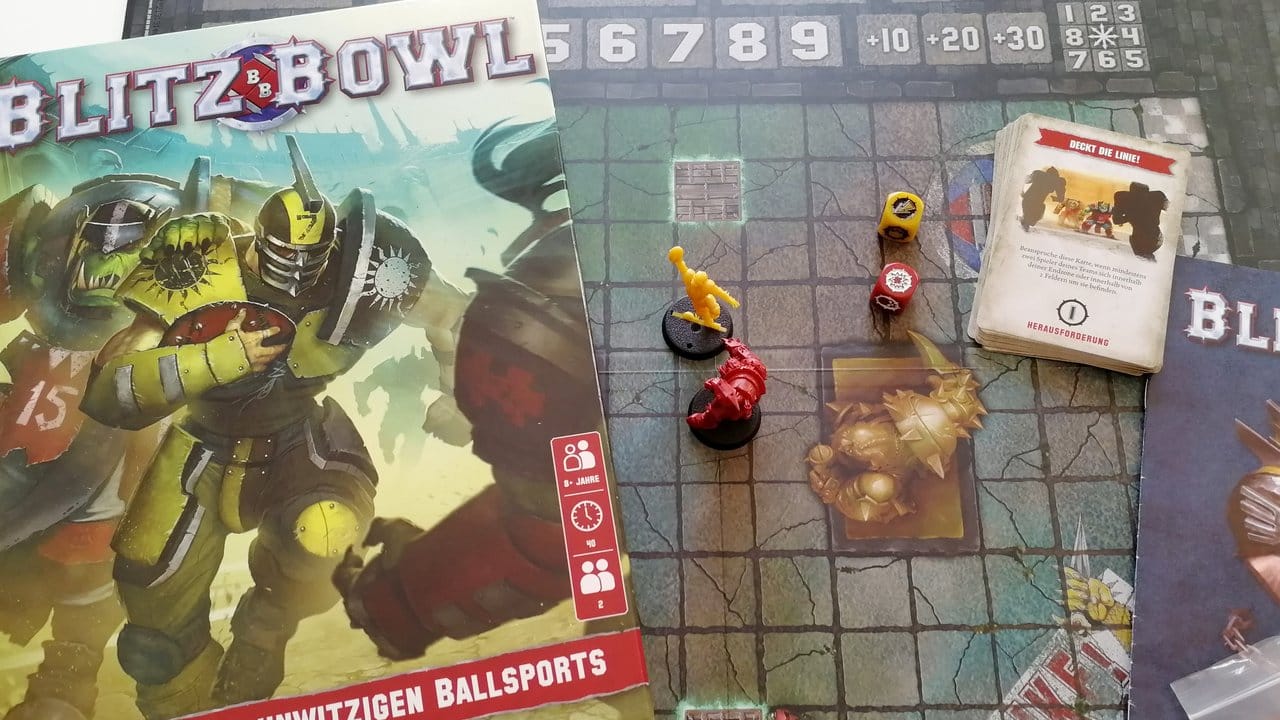 Beim Football-Spiel Blitz Bowl geht es hart zur Sache. Beim Football-Spiel Blitz Bowl geht es hart zur Sache.