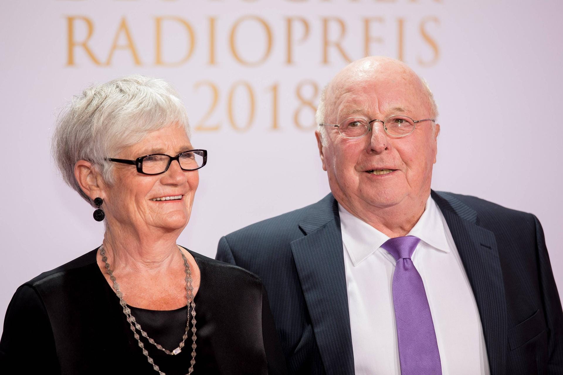 Marita und Norbert Blüm beim Deutschen Radiopreis 2018: Bei einer Ansprache beklagte sich Blüm über das Erstarken des Rechtsradikalismus. Bis ins hohe Alter trat er in der Öffentlichkeit auf.
