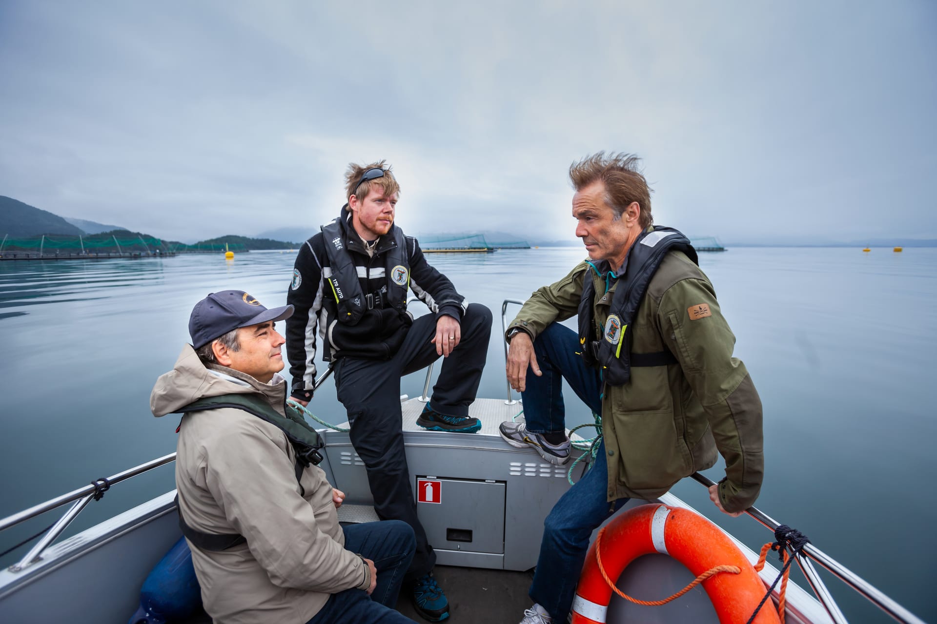 In Norwegen gibt es eine breite Front von Umwelt- und Naturschützern gegen die Zuchtlachsindustrie. Sie kämpfen für ein gesundes marines Ökosystem und wilde Lachse.