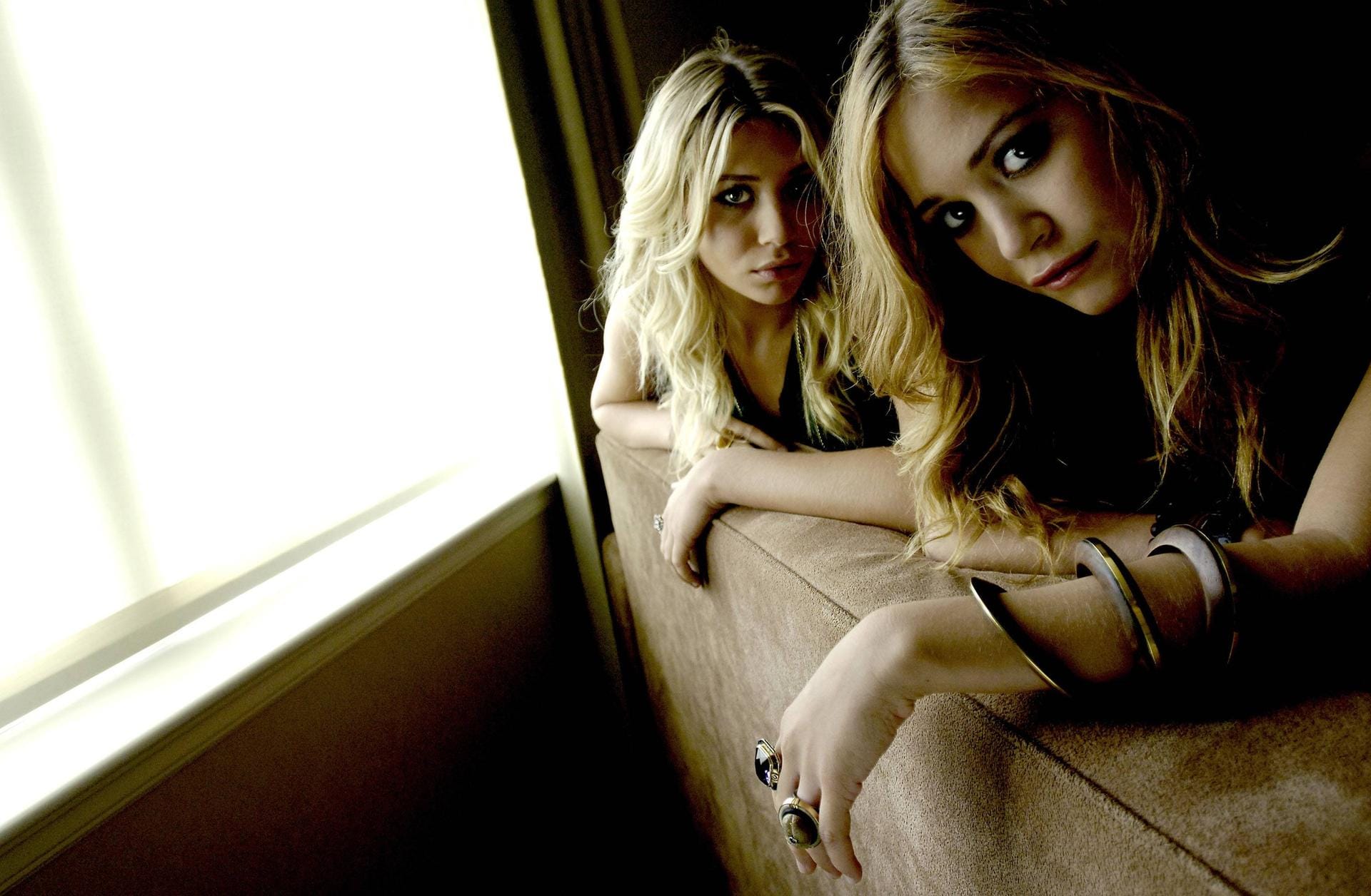 30. August 2005, Toronto: Die Olsen-Zwillinge bei einem Fotoshooting